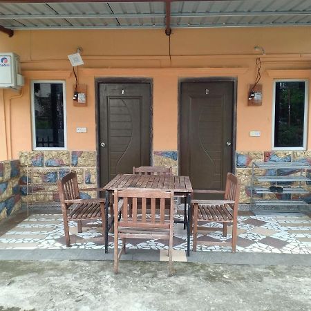 Homestay Pekan Ranau Exterior foto